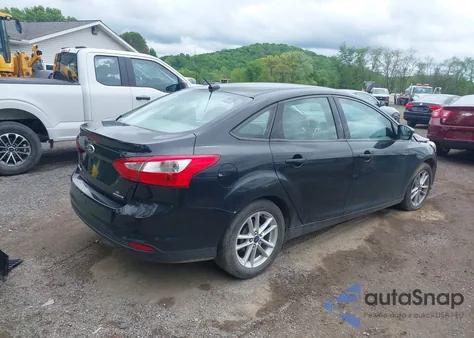 2014 Ford Focus Se z USA, uszkodzony, nr VIN 1FADP3F23EL222955